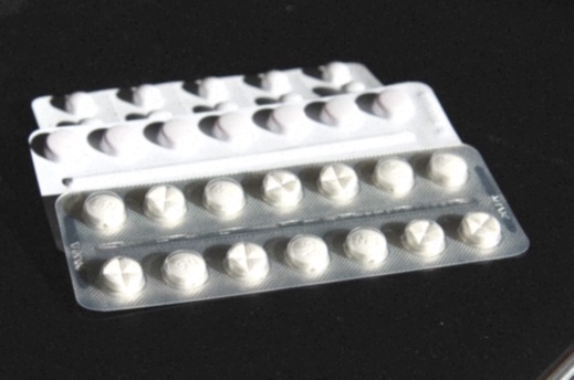 Acheter Precose - comprimés d’acarbose autour d’un pèse-feuille